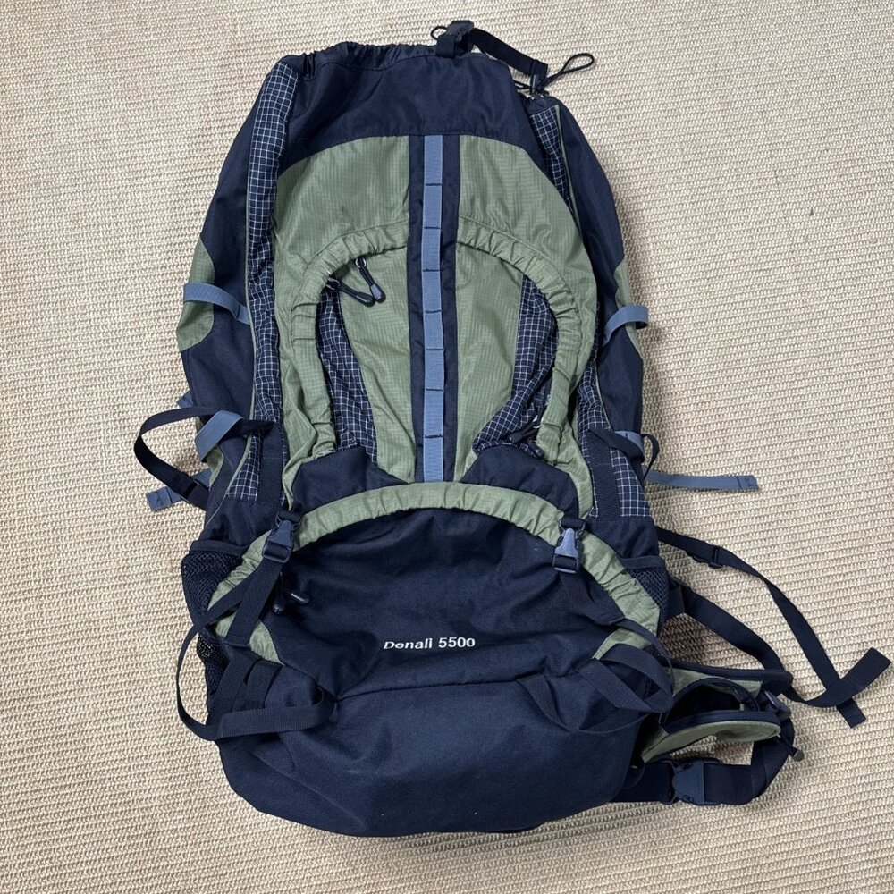 Alps Mountaineering DENALI 5500 Hiking Rucksack Backpack Bag
